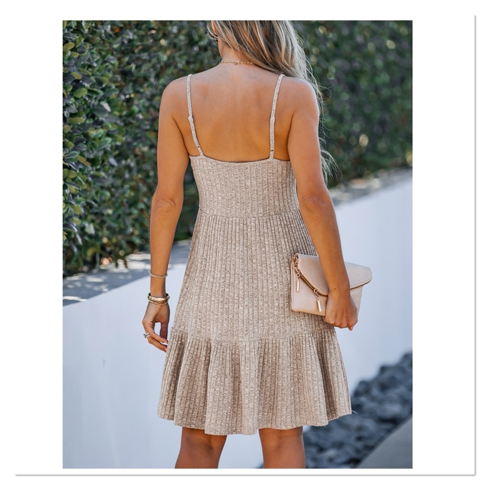 CUPSHE Ribbed Cami Dress - Picture 2 of 8